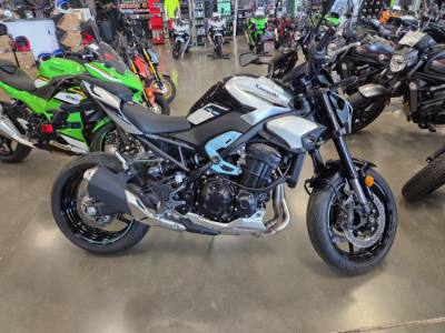 2025 Kawasaki Z 900 ABS